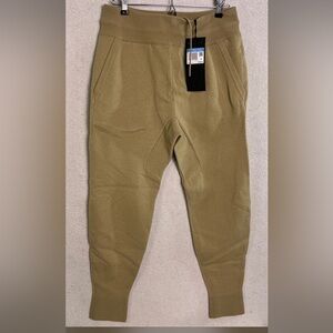 NIKE ESC LINE Cashmere/ Merino Wool/SILK leggings Women’s Sz Medium NWT RARE